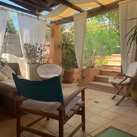 Villasimius Villetta A 300 Mt Dalla Spiaggia Luaran gambar